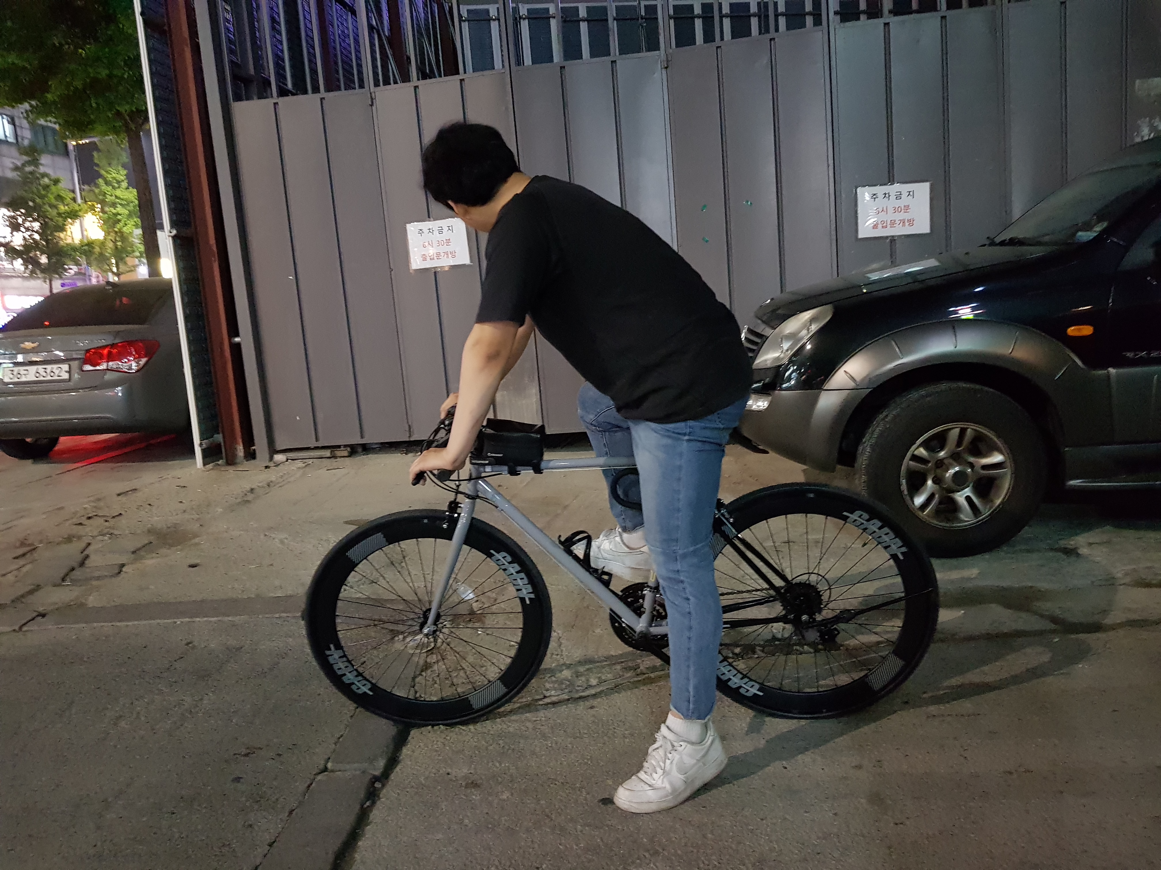 1525361118_0.jpeg